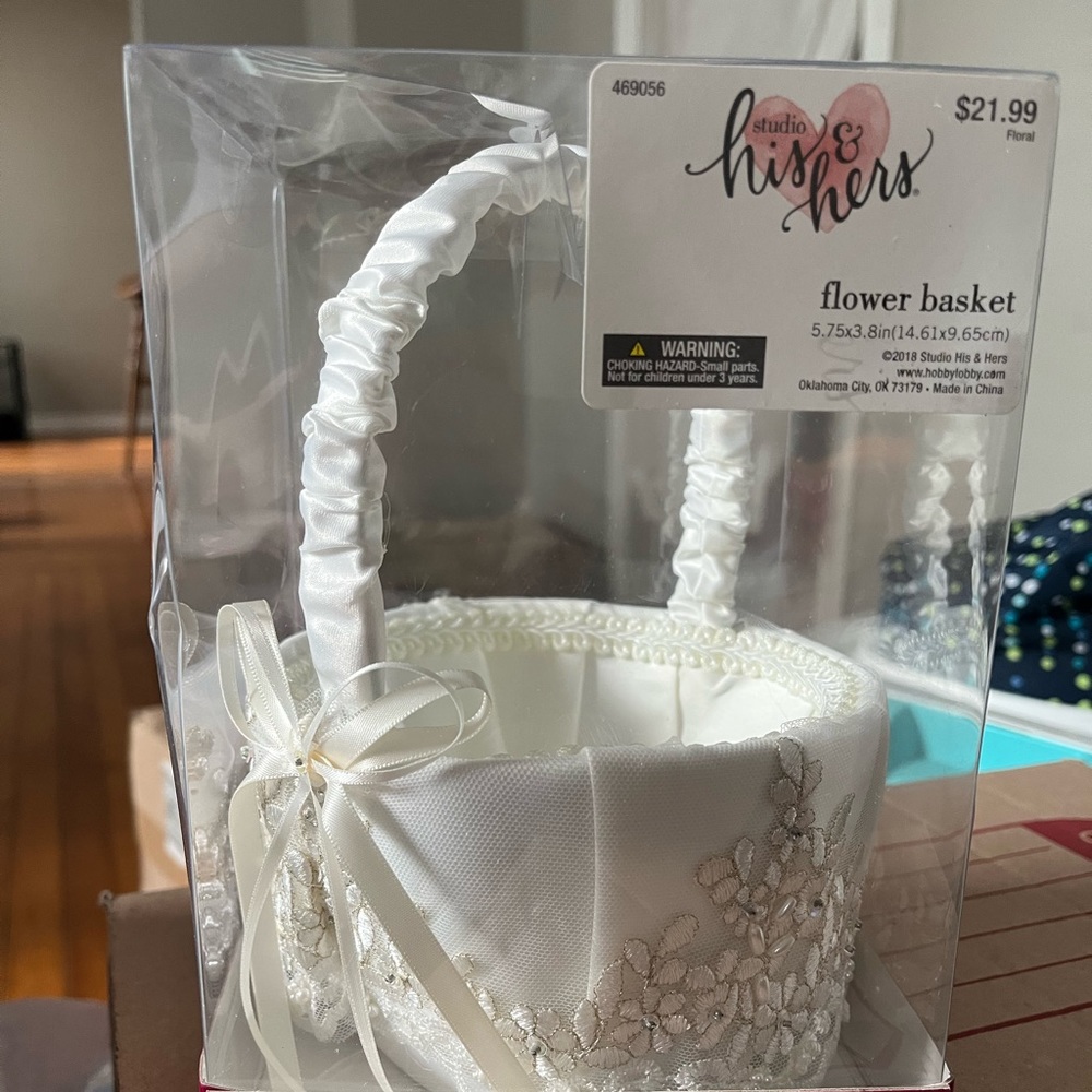 Flower girl basket